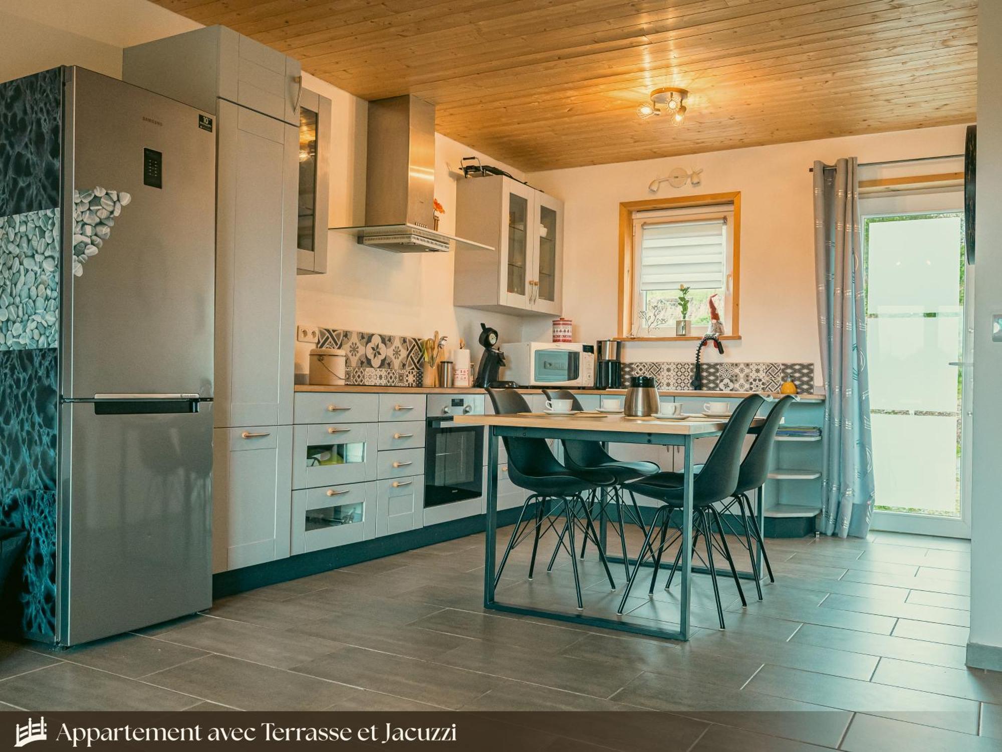 Les Appartements Du Pont Alsort Froid-Chapelle 외부 사진